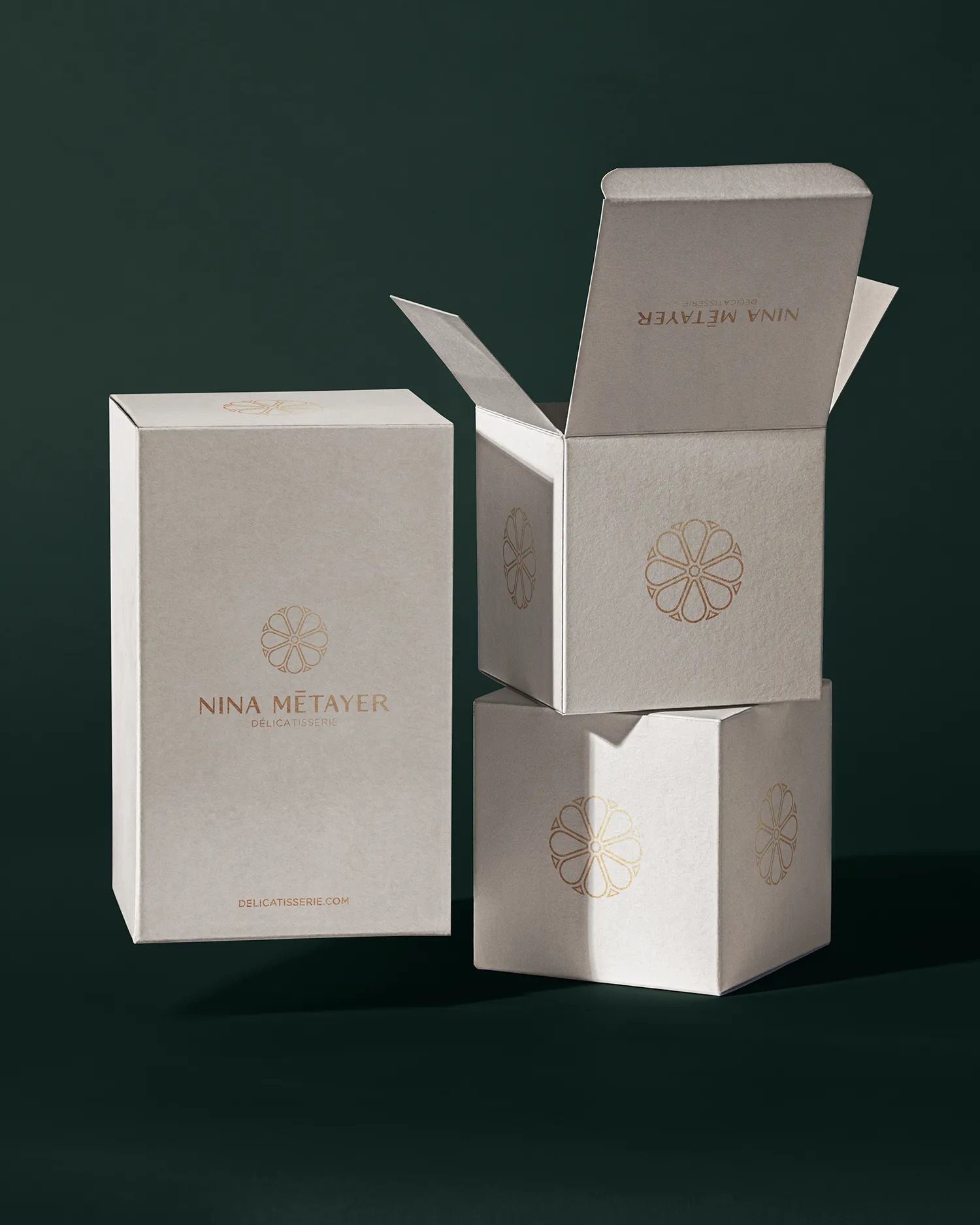 Nina-Metayer-Delicatisserie-Boites-gateaux-2