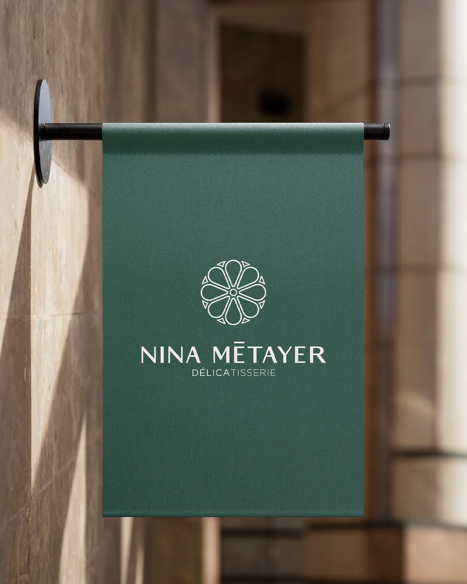 Nina-Metayer-Signage