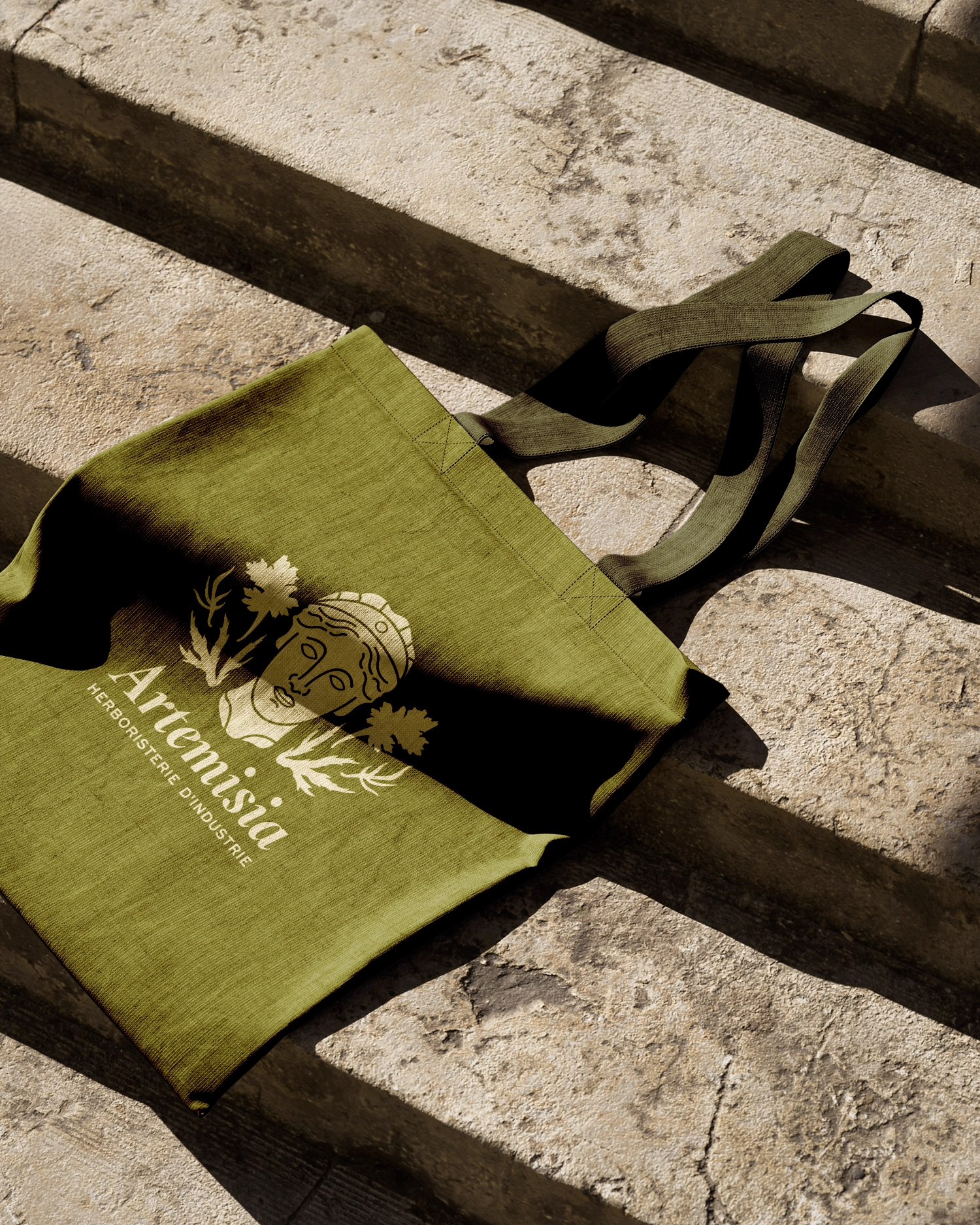 Artemisia – Tote